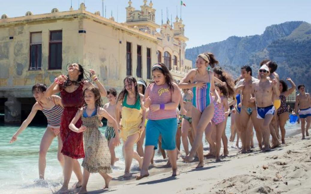 The Macaluso Sisters