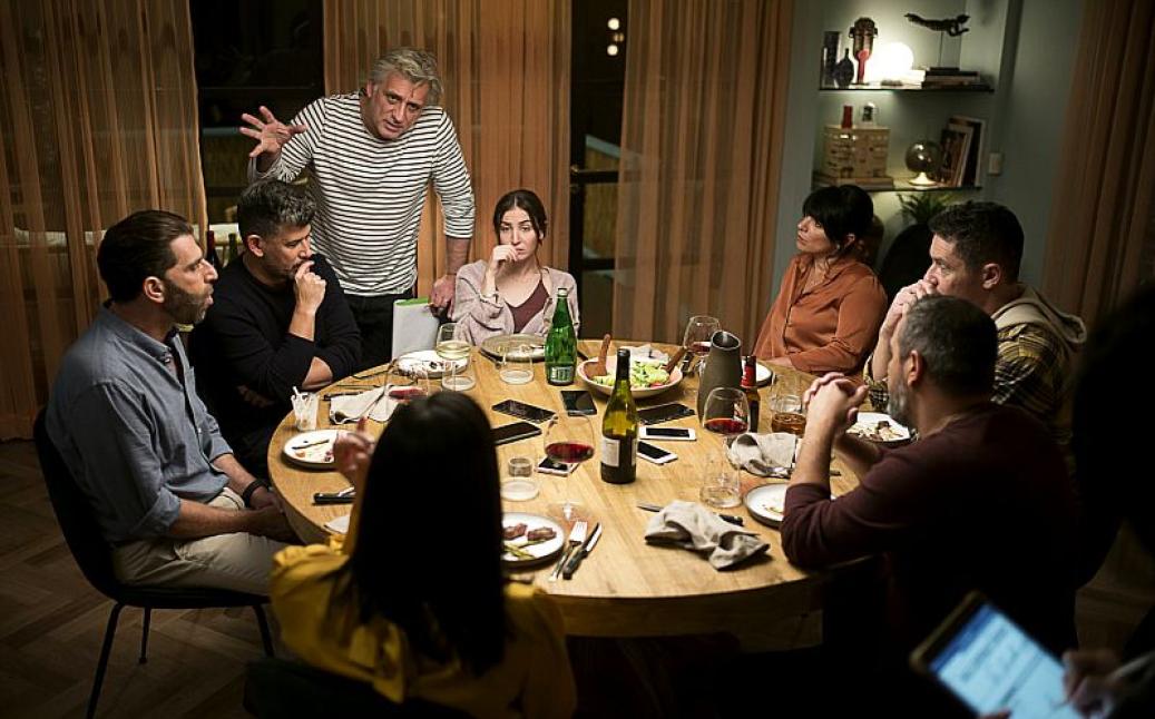 זרים מושלמים1