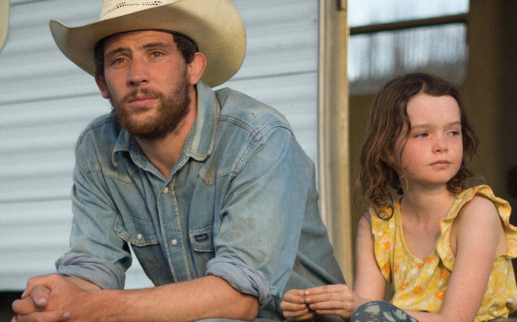 תמונה מהסרט לבנות מחדש